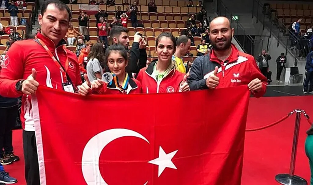 Milli Sporcularımız Çekya'da 6 Madalya Kazandı