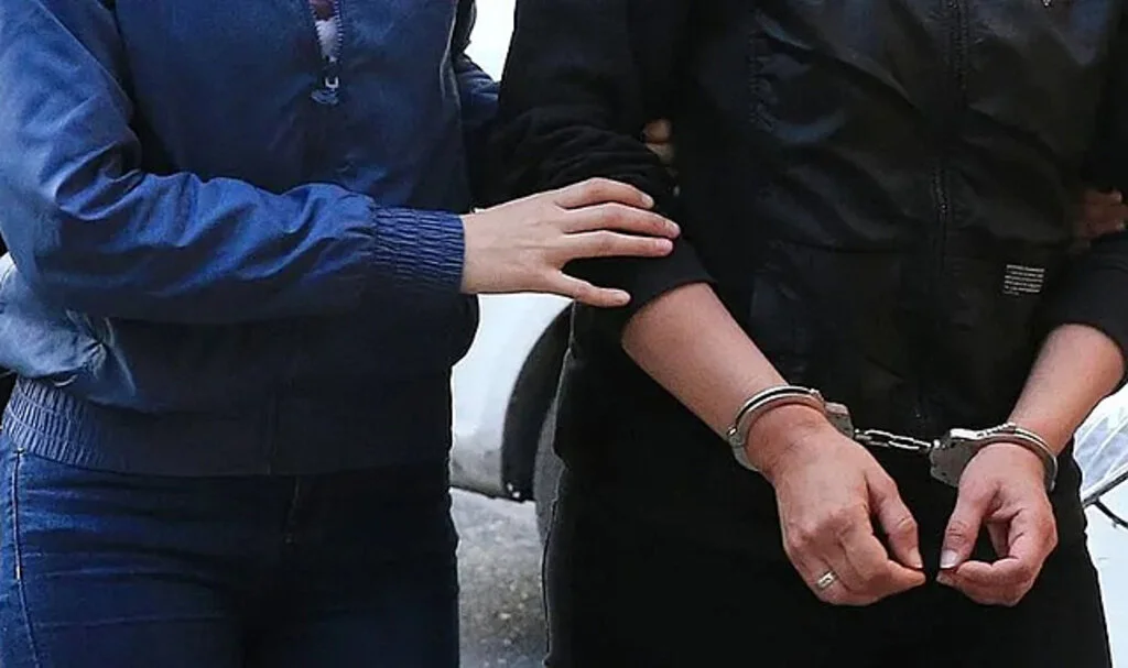Moloz Kavgası: Apartman Yöneticisi Öldürüldü