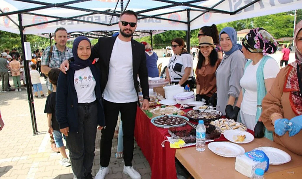 Mustafa Erdin İlkokulu ve Ortaokulu'nda 'Yaza Merhaba' Etkinliği