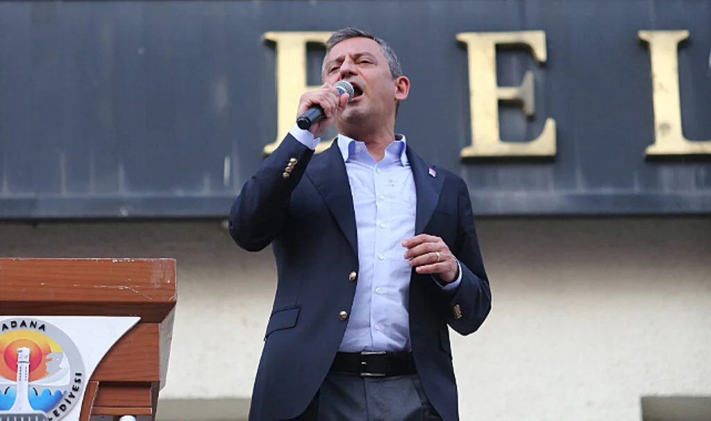 Özgür Özel'den Hükümete Çağrı: "Bayram İkramiyesi 17 Bin TL Olsun"
