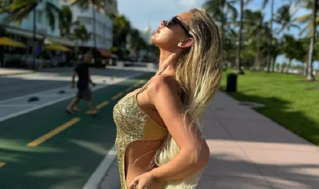 Petek Dinçöz Miami'de Tatil Keyfi Yaşıyor