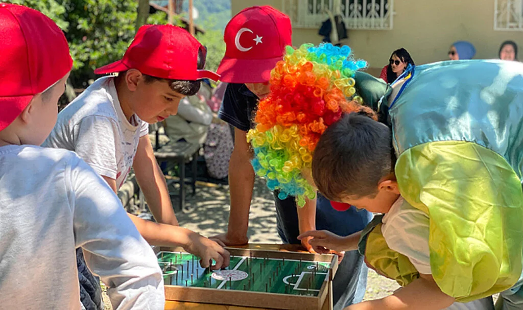 Salıpazarı'nda "Her Gönüle Bir Okul Projesi" Etkinliği Düzenlendi