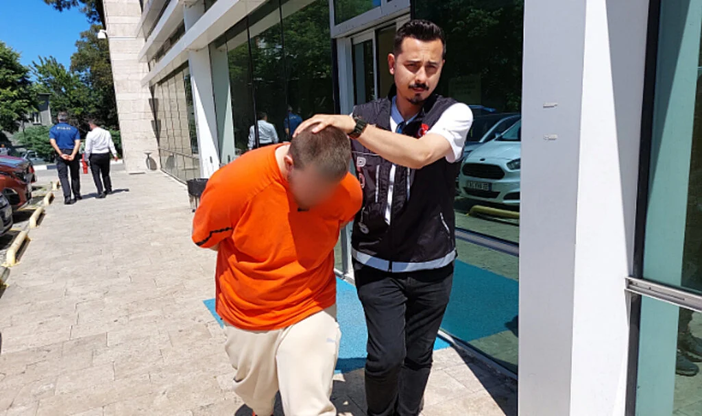 Samsun'da Evinde Uyuşturucu Madde Ele Geçirilen Şahıs Tutuklandı