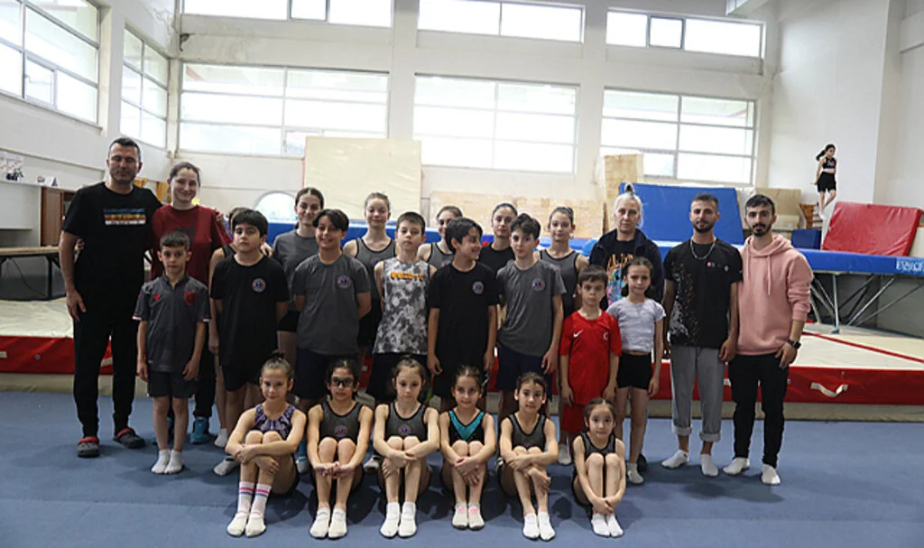 Samsun'da Şampiyon Adayı Cimnastikçiler Yetiştiriliyor