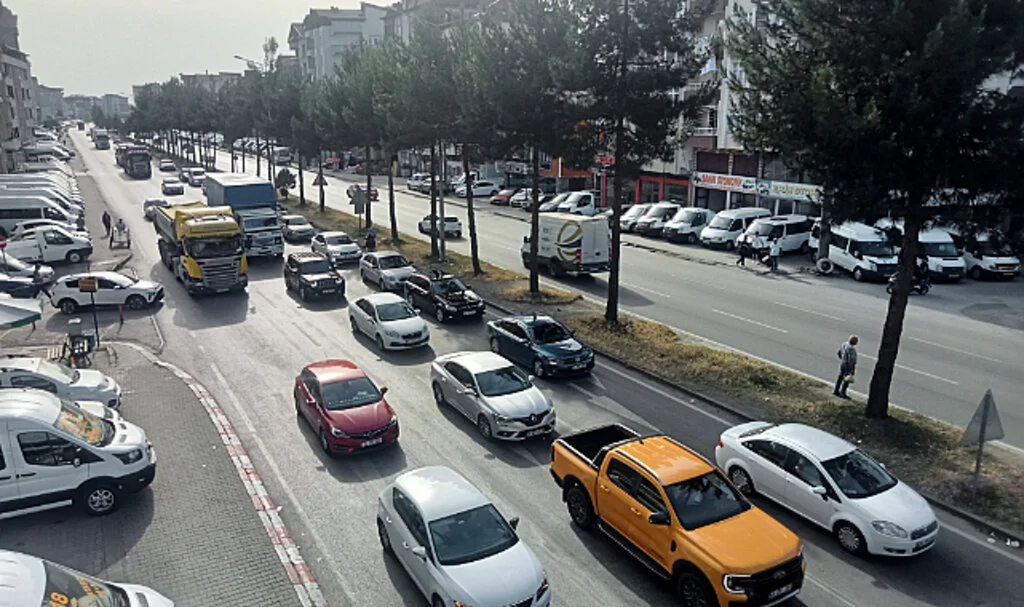 Samsun-Ordu Karayolunda Kurban Bayramı Trafik Yoğunluğu
