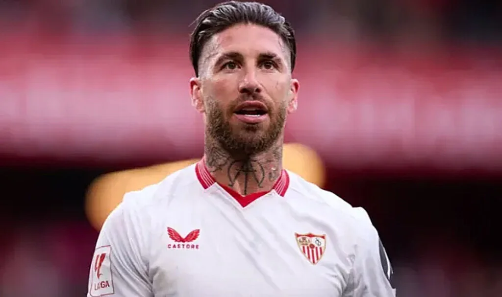 Sevilla, deneyimli futbolcu Sergio Ramos ile yollarını ayırdı