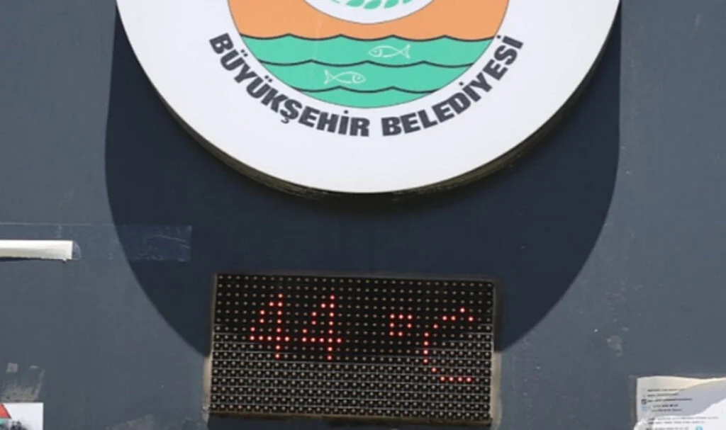 Sıcaklar ani geldi... Hava sıcaklığı 44 dereceye çıktı