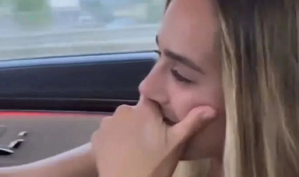 Survivor Yarışmacılarının Çakarlı Araç Kullanımına Ceza