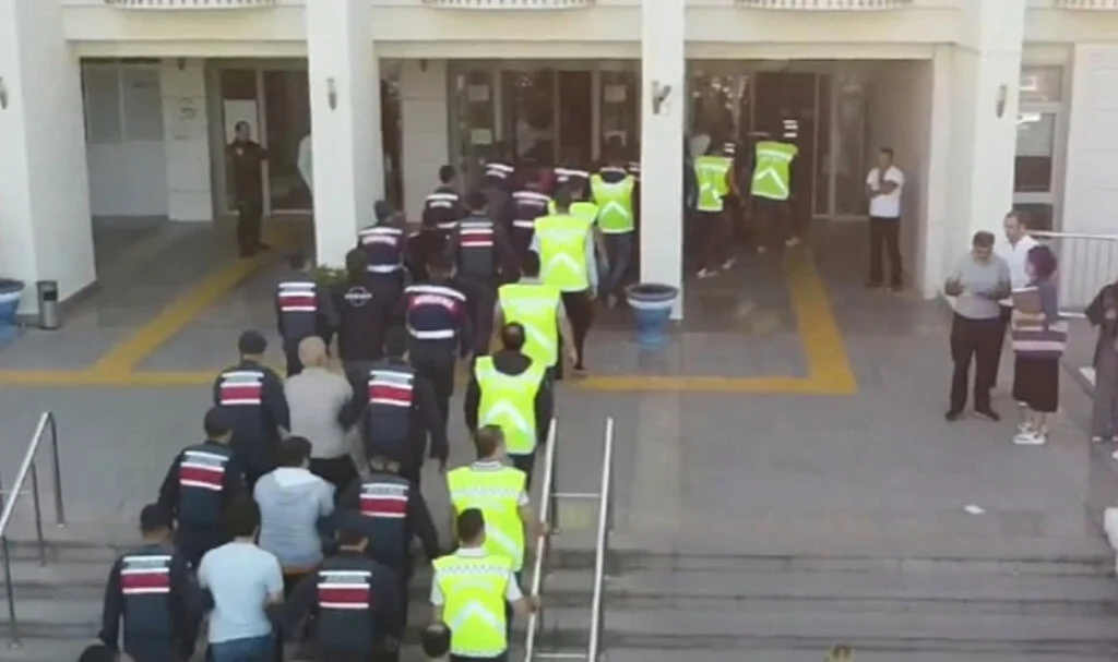Tatil Planı Yapanları Dolandıranlara Operasyon: 54 Gözaltı