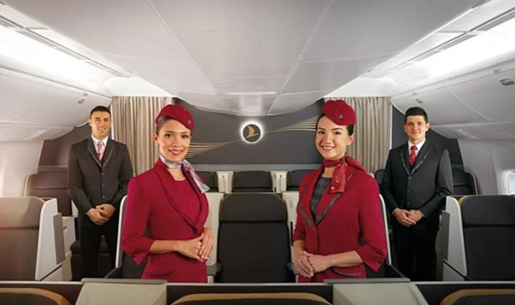 THY Başkanı Duyurdu: 1000 Kabin Memuru ve 900 Pilot Alınacak
