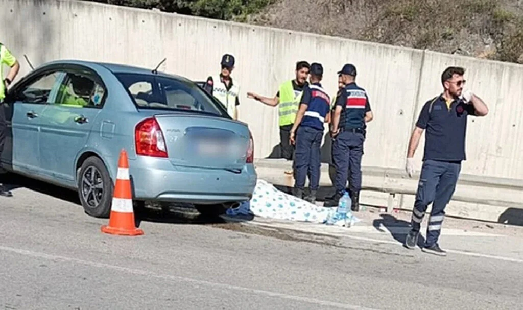 Tünel Girişinde Feci Kaza: 1 Ölü, 2 Yaralı