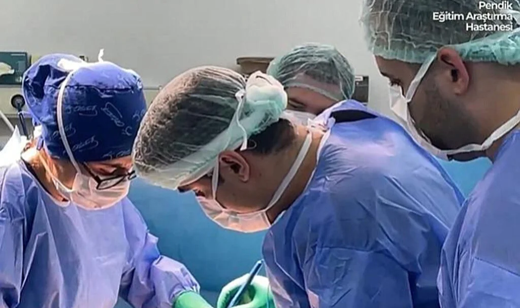 Türkiye'de Bir İlk: Anne Karnında Spina Bifida Ameliyatı