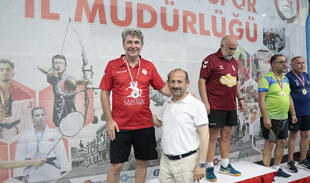 Ulusal Veteran Masa Tenisi Turnuvası Samsun’da Tamamlandı