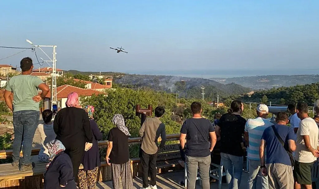 Çanakkale Ayvacık'ta Orman Yangını Endişe Yarattı
