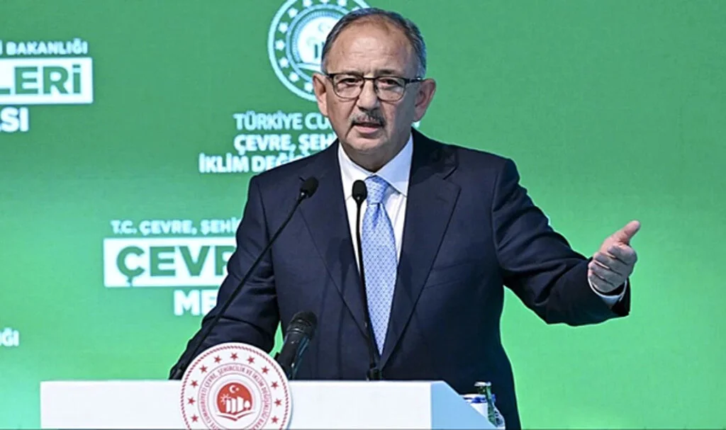 Çevre, Şehircilik ve İklim Değişikliği Bakanı Mehmet Özhaseki İstifa Etti