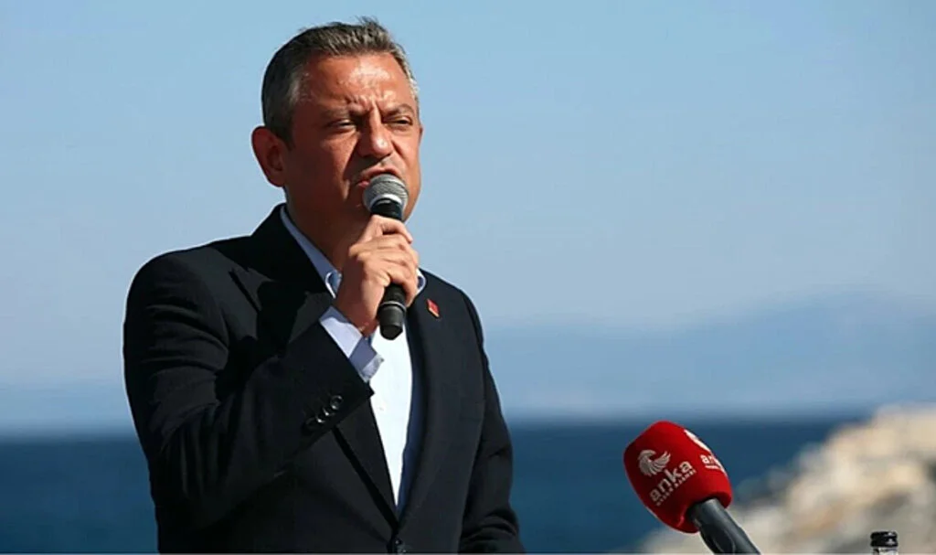 CHP’li Belediyelerde Emekli Halk Kart Uygulaması Başlıyor