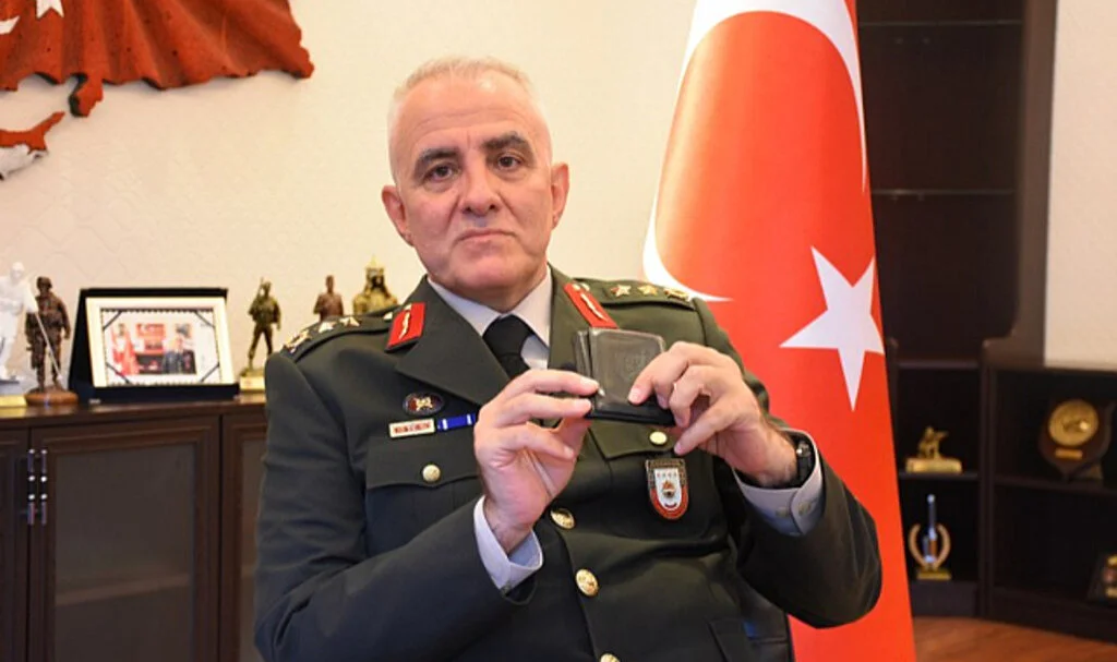 Darbe Girişiminde 8 Kurşunla Yaralanan Tümgeneral Ala, Yaşadıklarını Anlattı