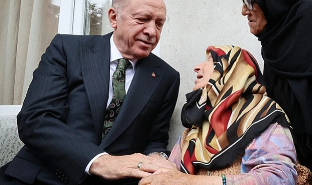 Erdoğan'ın Rize Ziyareti: Hemşehrileriyle Hasret Giderdi