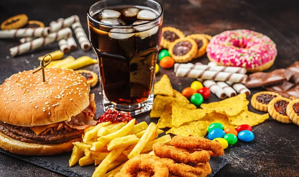 Fast Food'un Sağlığınıza Zararları: Neden Uzak Durmalısınız?