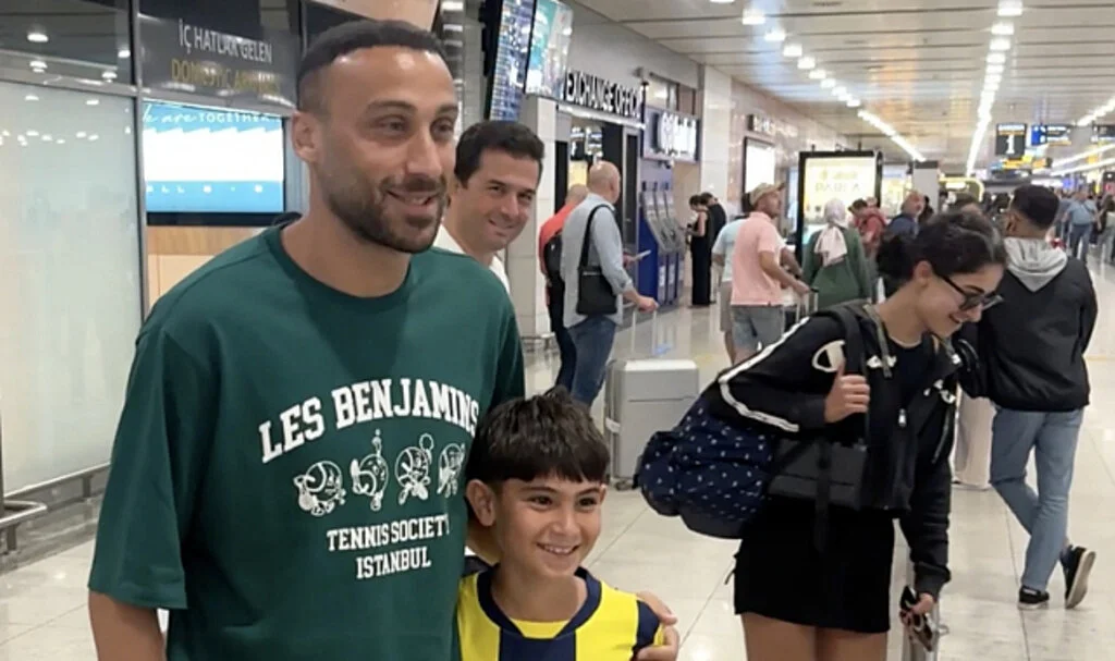 Fenerbahçe Cenk Tosun Transferini Açıkladı