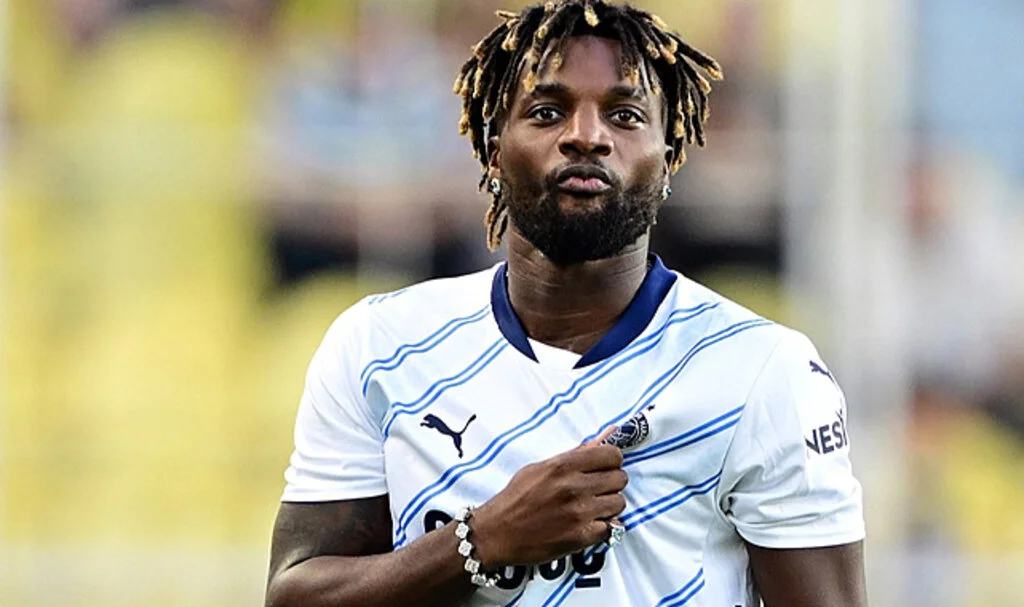 Fenerbahçe'de Mourinho'dan Allan Saint-Maximin Kararı