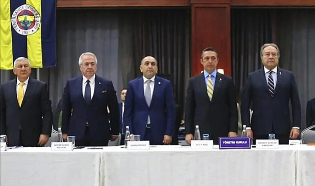 Fenerbahçe Yüksek Divan Kurulu Toplantısı Başladı