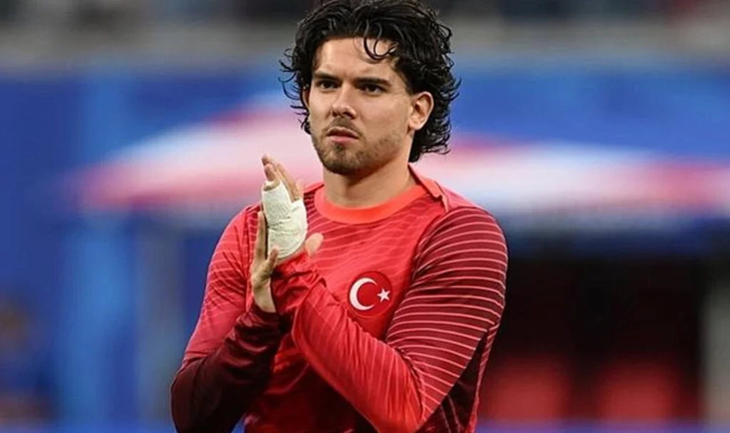 Ferdi Kadıoğlu'na Manchester United'dan Teklif! Dudak Uçuklatan Rakam...