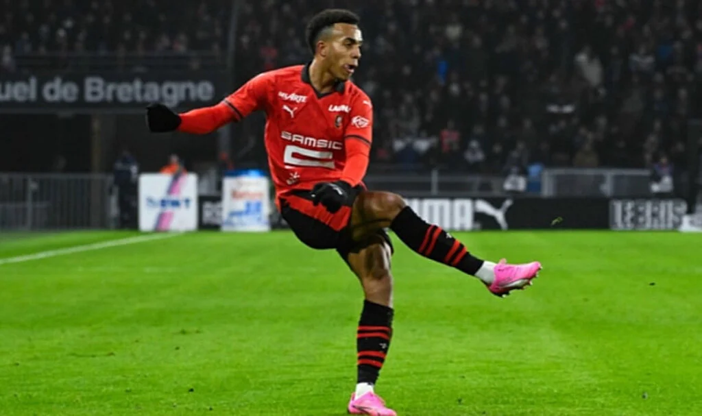  Galatasaray, Guela Doue Transferinden Vazgeçti