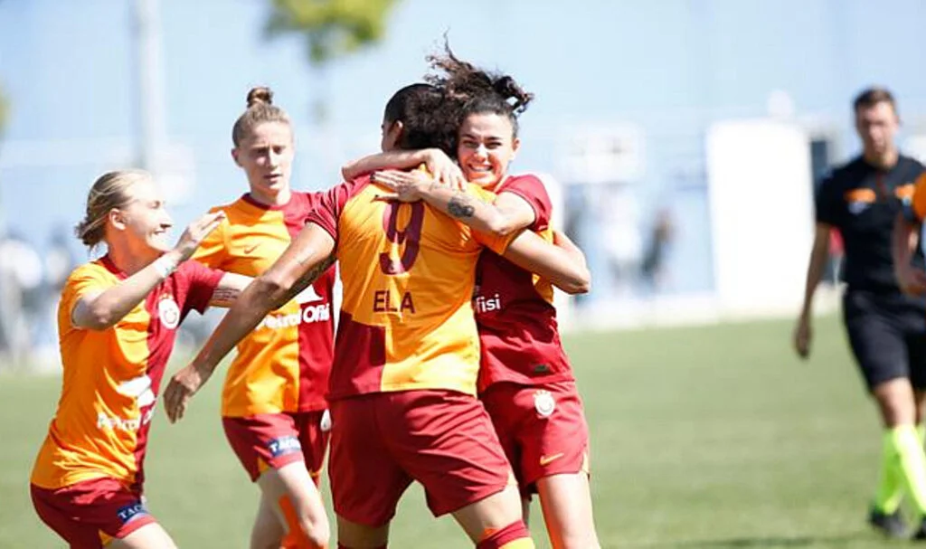 Galatasaray'ın rakibi belli oldu