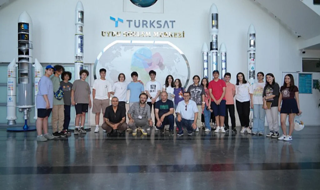 Genç girişimci adayları Türksat ve FNSS’yi inceledi