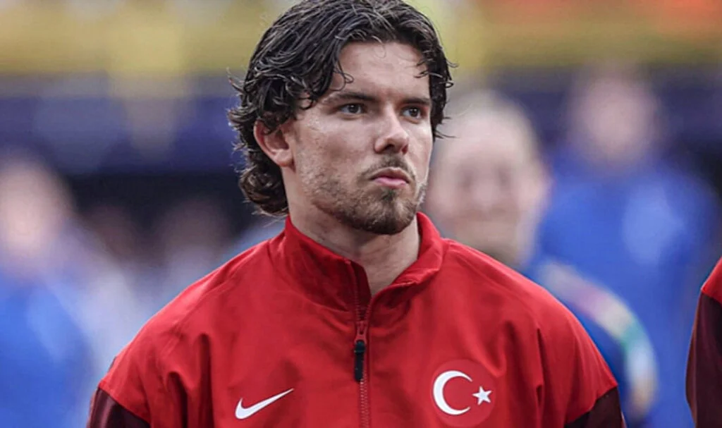 Hollanda'da Şok: Ferdi Kadıoğlu ve Ailesine Çirkin Hakaretler Yağdı!