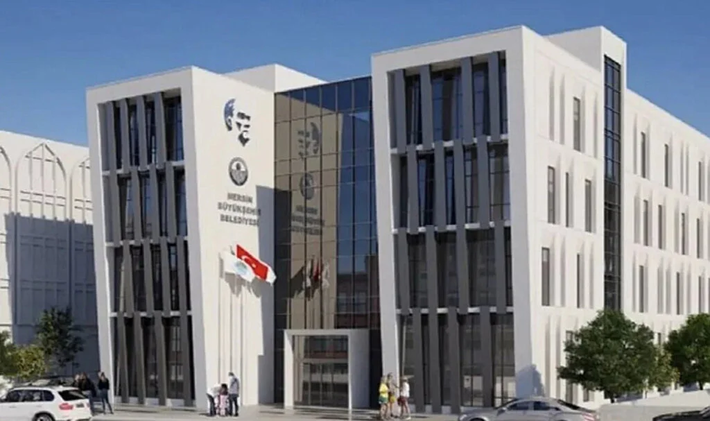 İlk Haciz Mersin Büyükşehir Belediyesi'ne