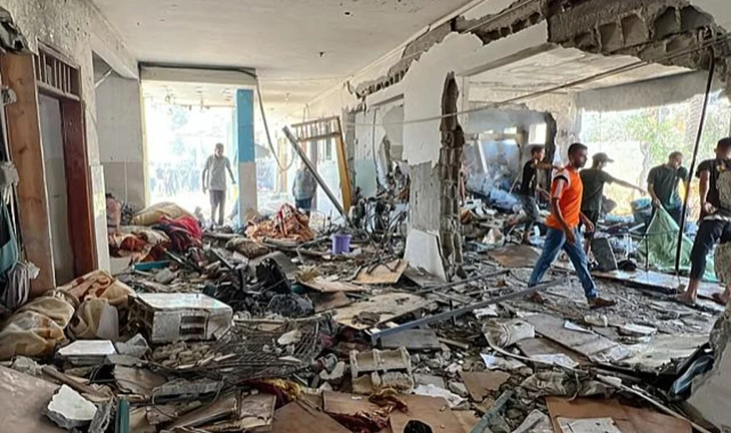 İsrail'den Sahra Hastenesine Saldırı: 31 Kişi Hayatını Kaybetti