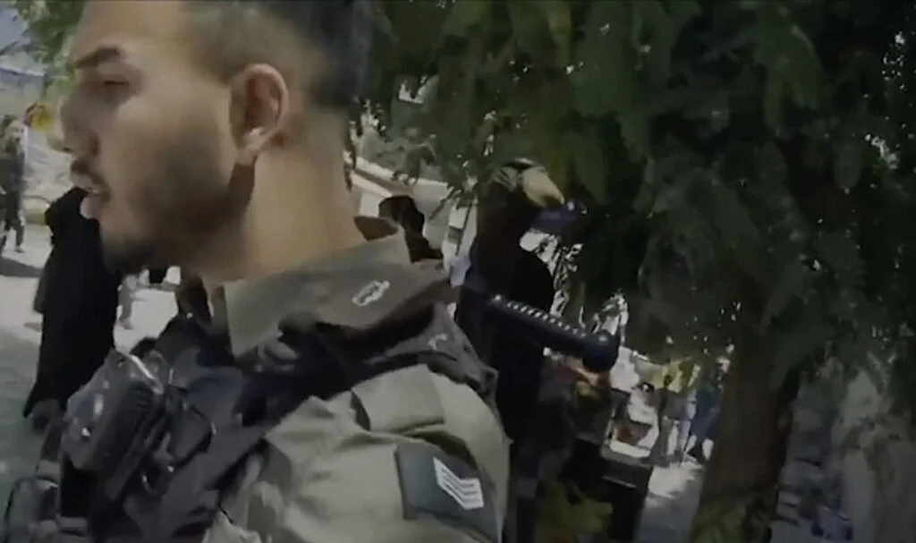 İsrail Polisi Doğu Kudüs'te TRT Haber Ekibine Saldırdı