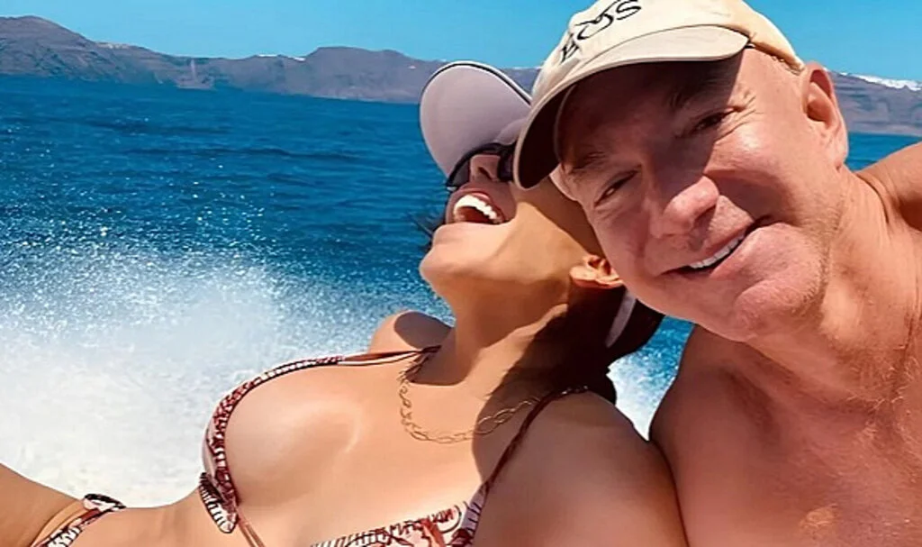 Jeff Bezos 500 Milyon Dolarlık Yatıyla Bodrum'da!
