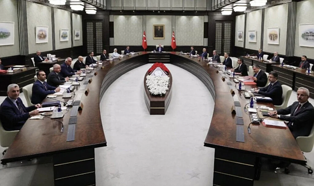 Kabine Yoğun Gündemle Toplanıyor