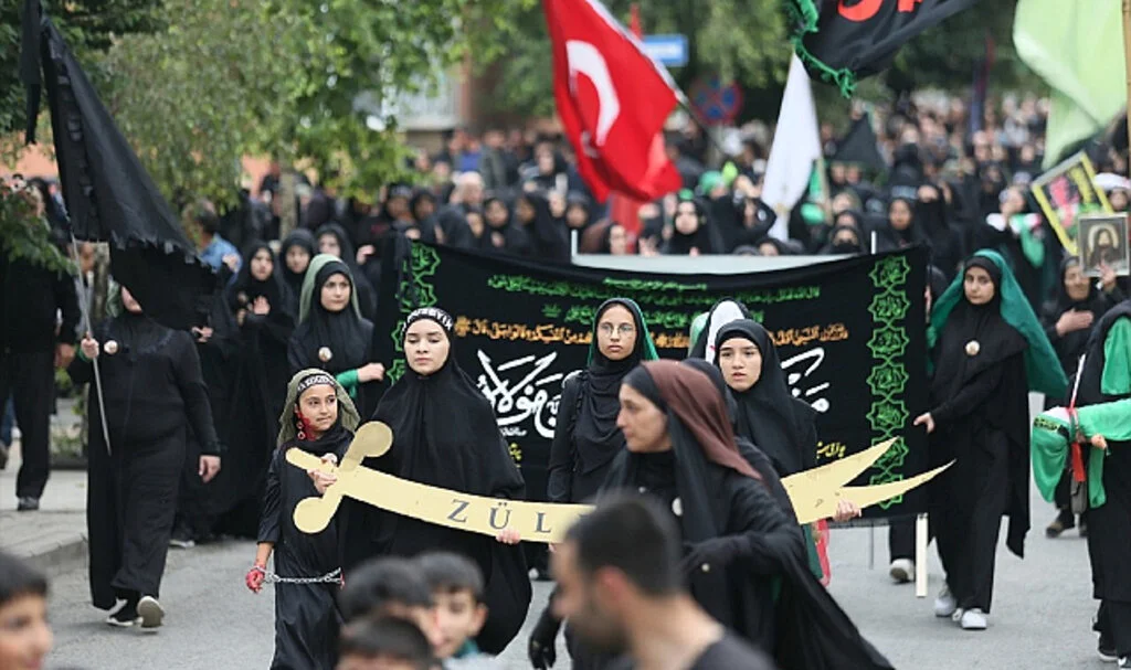Kerbela Şehitleri Anıldı
