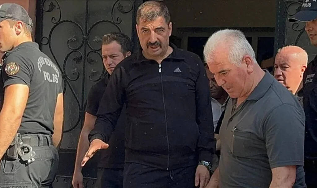 Kula Belediye Başkanı Dönmez'in Adliyeye Sevk Edildiği Olayda İfadeler Ortaya Çıktı
