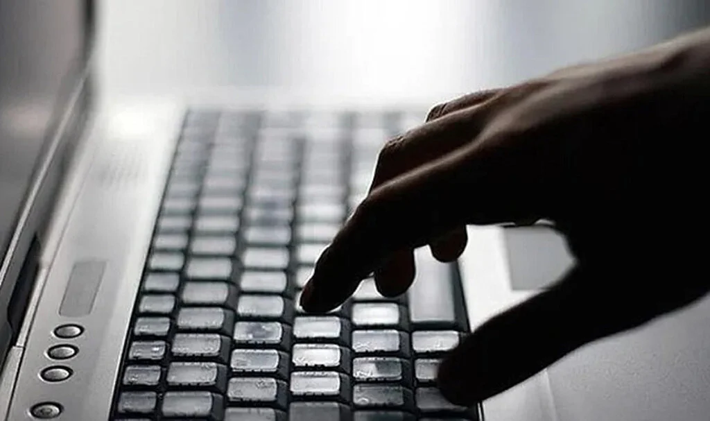 Meta, 70 Bin Dolandırıcı Hesabı Kapattı