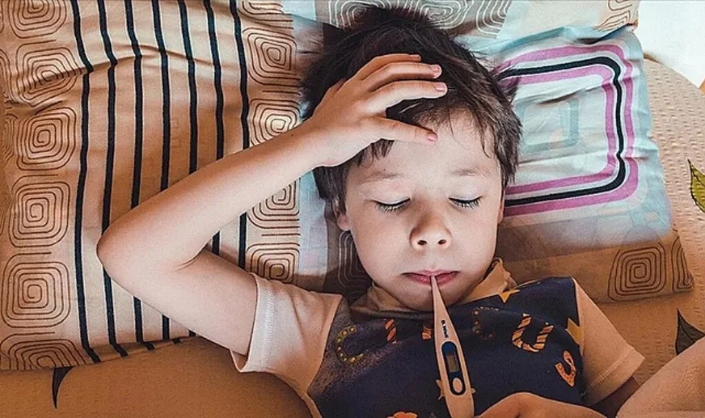Mide ve Bağırsak İltihaplanması Temas Yoluyla Bulaşabiliyor