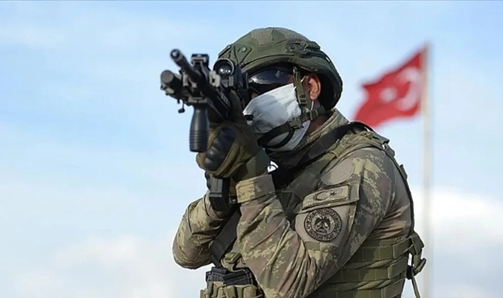 MSB: Suriye ve Irak'ın Kuzeyinde 16 Terörist Etkisiz Hale Getirildi
