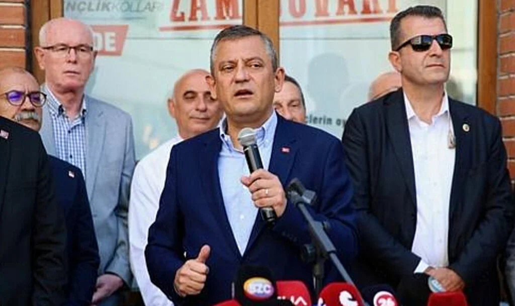 Özgür Özel'den SGK Borçlarıyla İlgili Çarpıcı Açıklamalar: "Adam hayatında 1 lira ödememiş..."