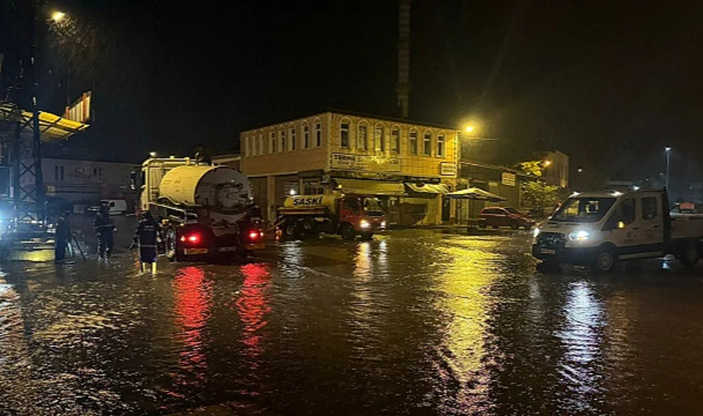 Sağanak Yağış Terme'yi Yine Vurdu
