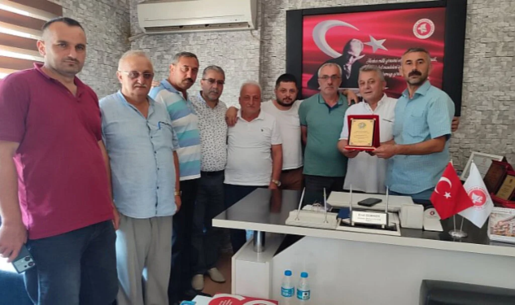 Salıpazarı Belediyespor Başkanı Yaşar Aslan'dan Teşekkür Ziyareti