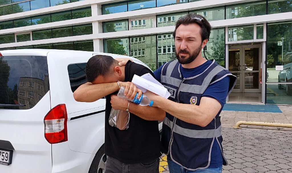 Samsun'da 2 kilo metamfetamin ile yakalanan şahıs tutuklandı