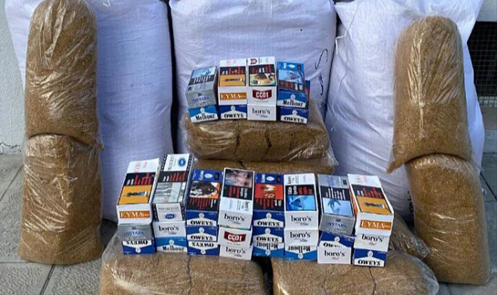 Samsun'da 6 Bin 400 Bandrolsüz Makaron Ele Geçirildi