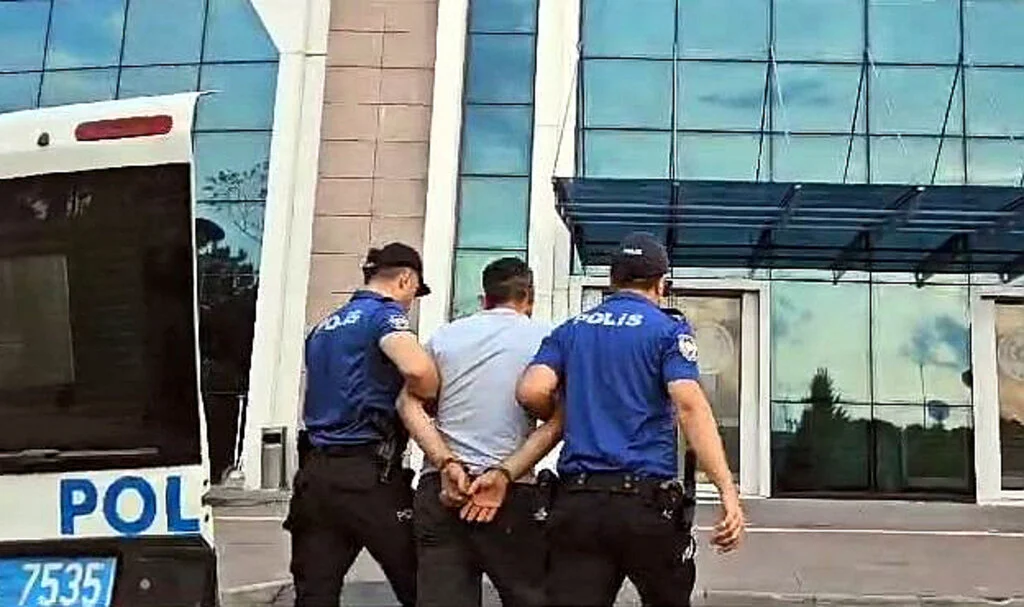 Samsun'da 6 Suçtan 15 Yıl Hapis Cezası Bulunan Şahıs Yakalandı