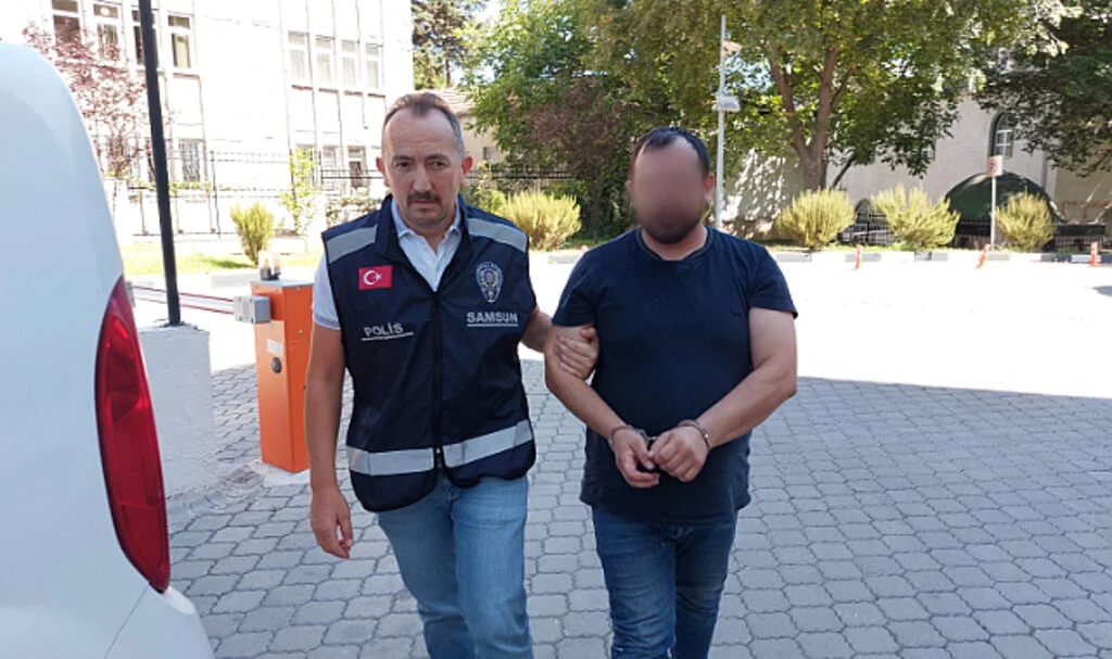 Samsun'da Alacak-Verecek Tartışması Kanlı Bitti! Bir Kişi Bıçaklandı