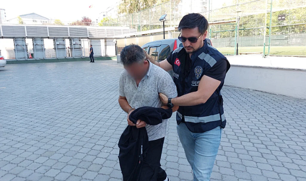 Samsun'da Göçmen Kaçakçılığı Yapan Taksi Şoförü Gözaltına Alındı