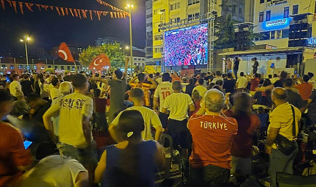 Samsun'da Milli Sevinç